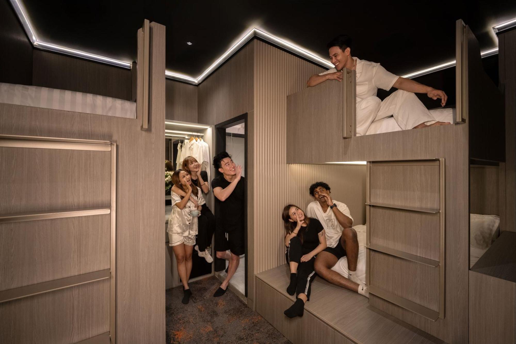 Cube Social Boutique Capsule Hotel At Boat Quay Singapur Exteriér fotografie